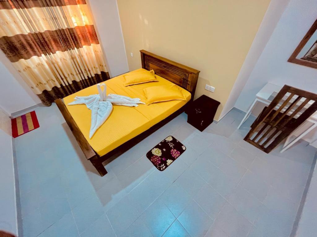 The Lake Round Guest House Kandy Eksteriør billede